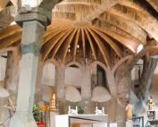 Colonia Güell crypt