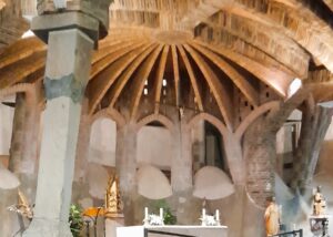 Colonia Güell crypt