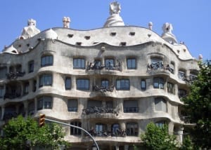 la pedrera Les Chefs D’œuvre De Gaudí