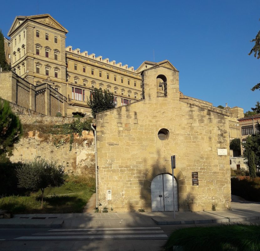 Chapel with the Saint Ignatius of Loyola Church behind